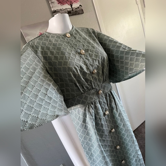 Knee length dress,long dress,short dress, sleeveless dress - Picture 7 of 7